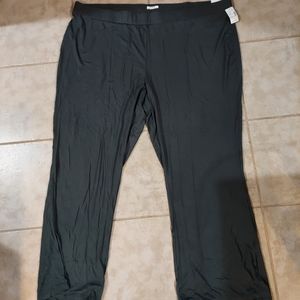 Maurices green 4X light weight leggings